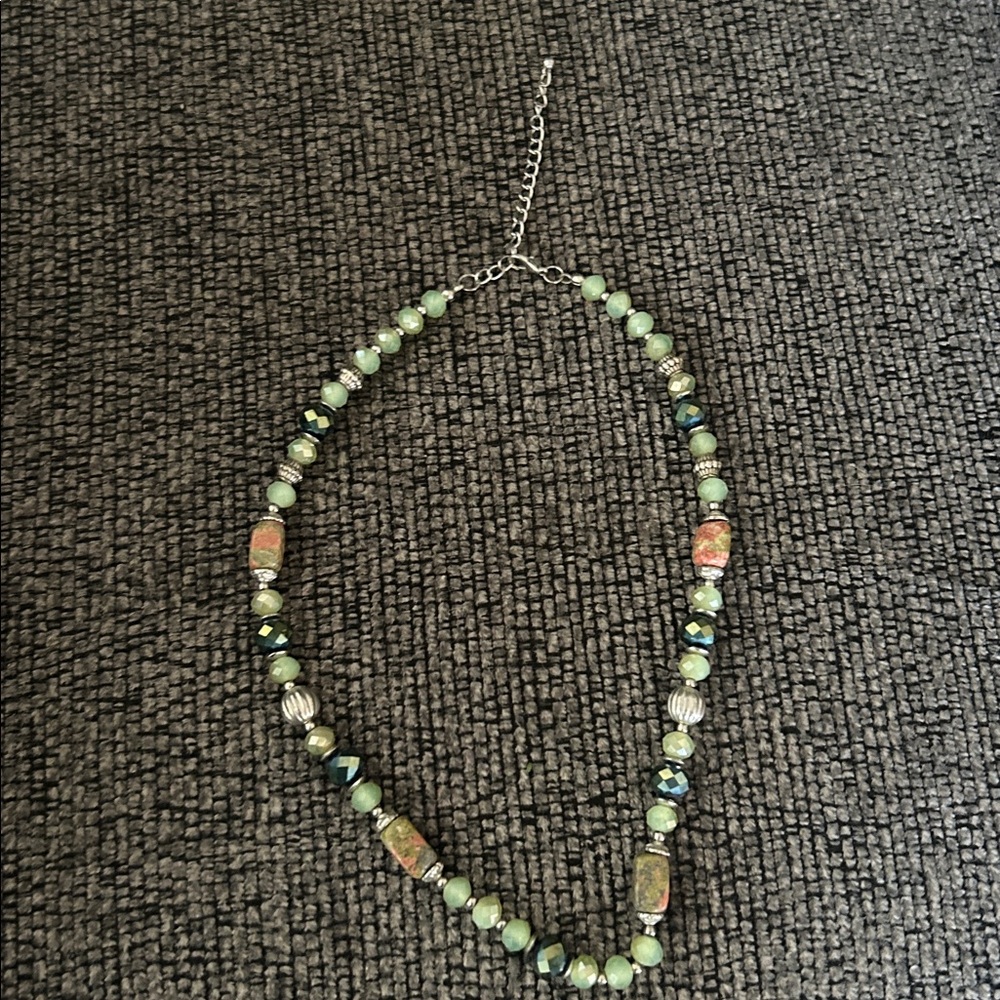 Green Beaded Shiny Necklace